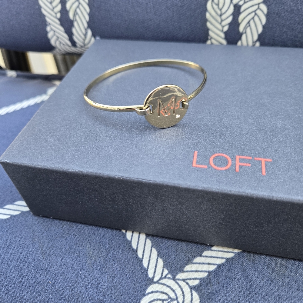 Ann Taylor LOFT Goldtone Letter M Initial Bangle Bracelet Circle w/ Rhinestone